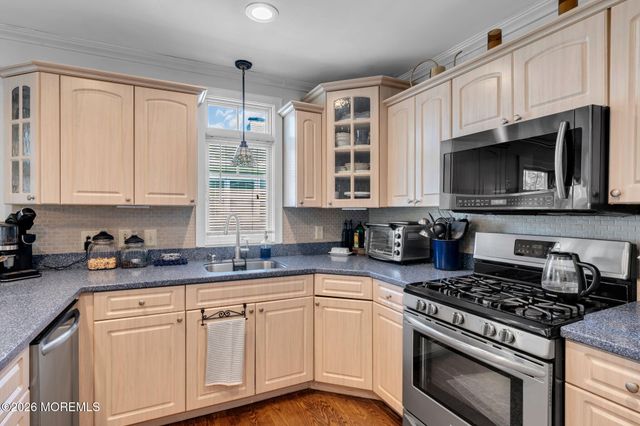 767 Jamaica Boulevard, Toms River, NJ 08757