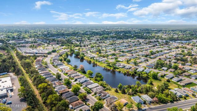 767 Jamaica Boulevard, Toms River, NJ 08757