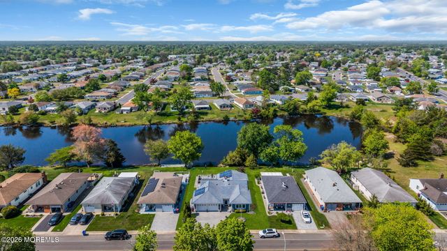 767 Jamaica Boulevard, Toms River, NJ 08757