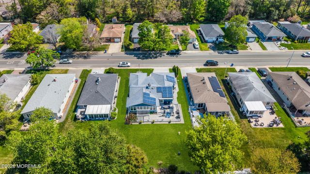 767 Jamaica Boulevard, Toms River, NJ 08757
