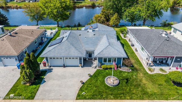 767 Jamaica Boulevard, Toms River, NJ 08757