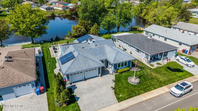 767 Jamaica Boulevard, Toms River, NJ 08757