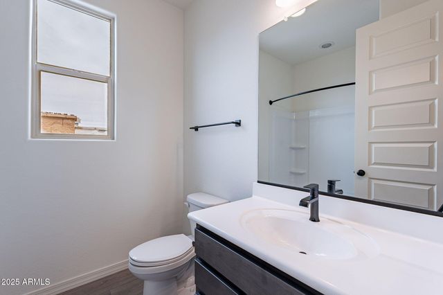 39965 W BUNKER Drive, Maricopa, AZ 85138