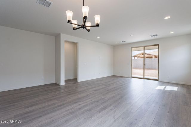 39965 W BUNKER Drive, Maricopa, AZ 85138