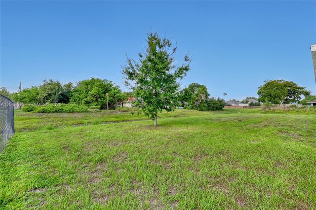 440 SW Undallo Road, Port St. Lucie, Port St Lucie, FL 34953