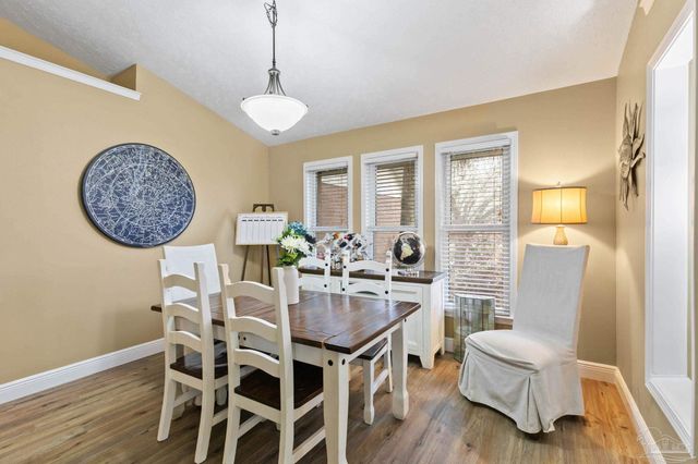 10060 Bristol Park Rd, Cantonment, FL 32533