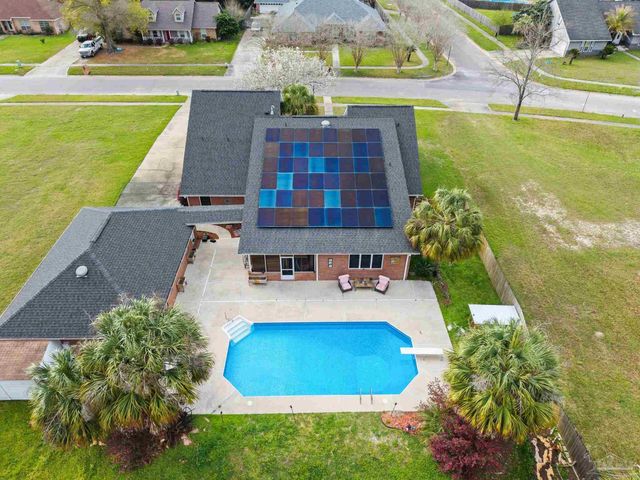 10060 Bristol Park Rd, Cantonment, FL 32533