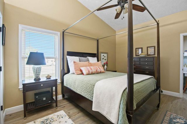 10060 Bristol Park Rd, Cantonment, FL 32533