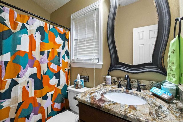 10060 Bristol Park Rd, Cantonment, FL 32533