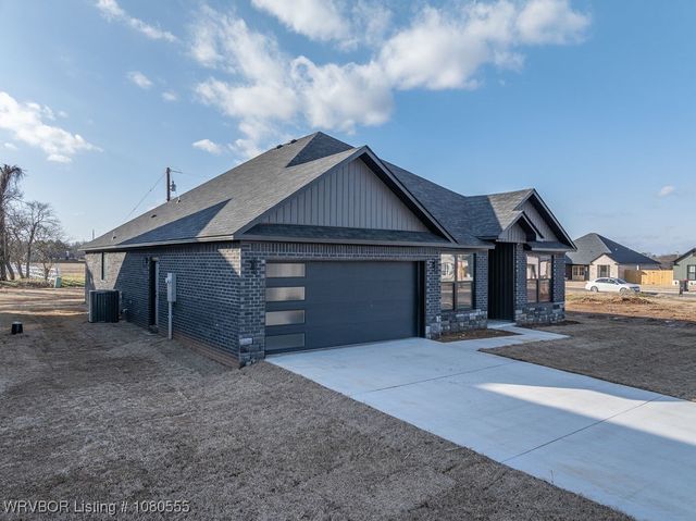 515 Waggoner Lane, Barling, AR 72923
