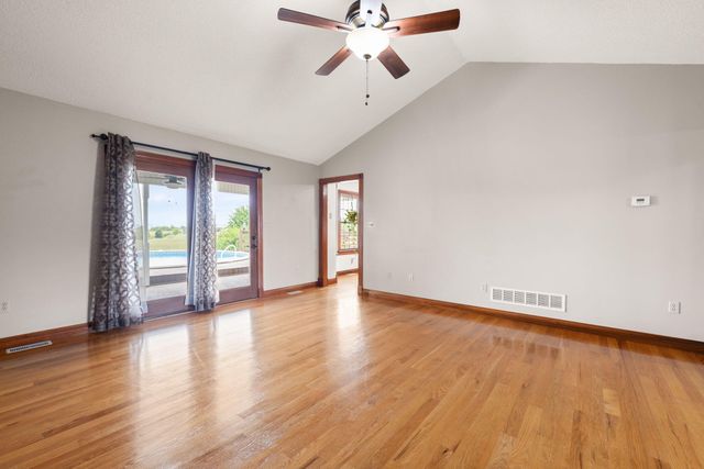58 Sunset Drive, Hustonville, KY 40437