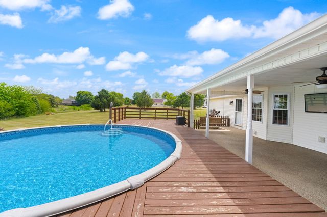 58 Sunset Drive, Hustonville, KY 40437