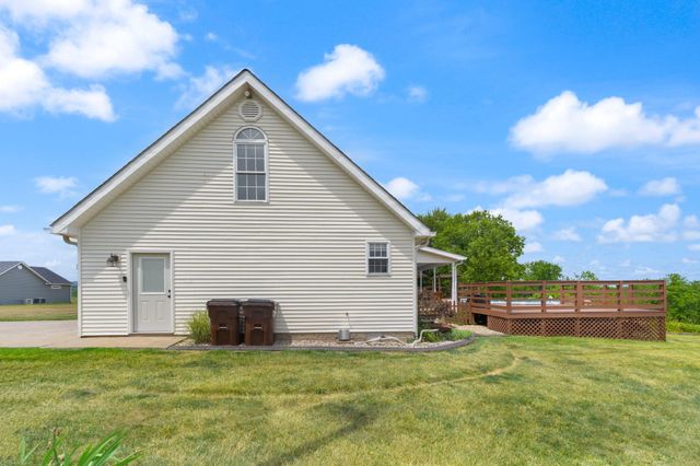 58 Sunset Drive, Hustonville, KY 40437