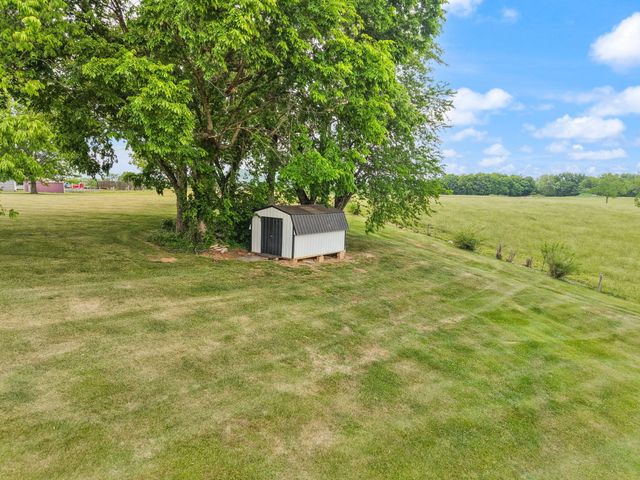 58 Sunset Drive, Hustonville, KY 40437