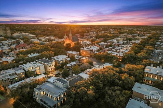 215 E Jones Street, Savannah, GA 31401