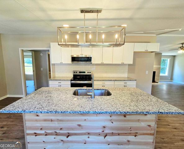 65 Davis School Road, Martin, GA 30557