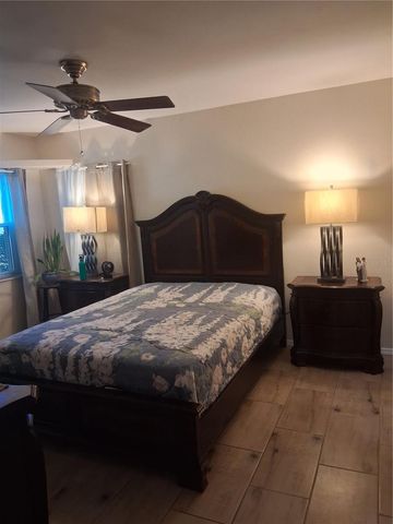 225 PINE BLUFF AVENUE 560, Deland, FL 32724