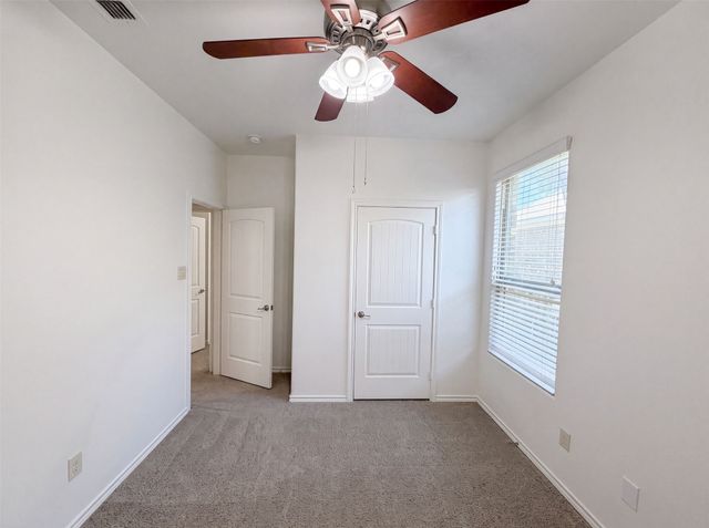 1108 Edgewater Drive, Azle, TX 76020