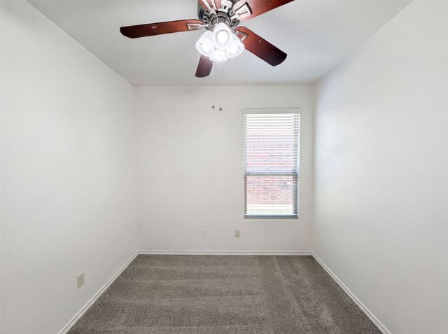 1108 Edgewater Drive, Azle, TX 76020
