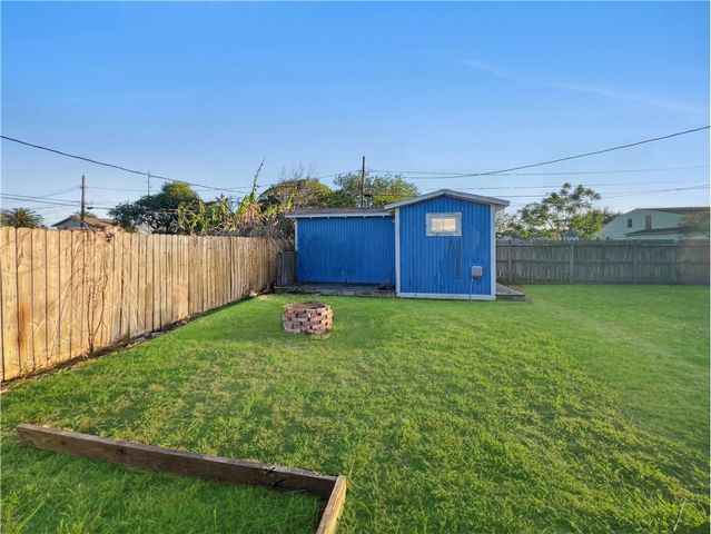 1317 Dewitt St, Corpus Christi, TX 78418