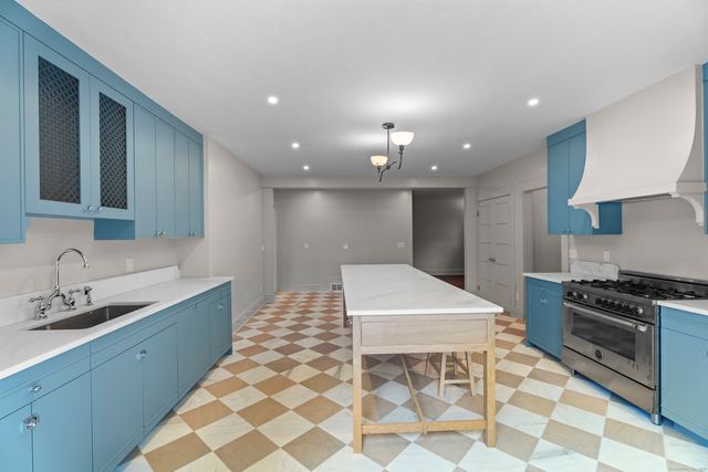 119 Westwood Road, New Haven, CT 06515