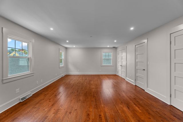 119 Westwood Road, New Haven, CT 06515