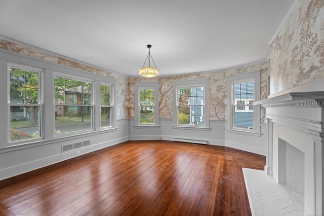 119 Westwood Road, New Haven, CT 06515