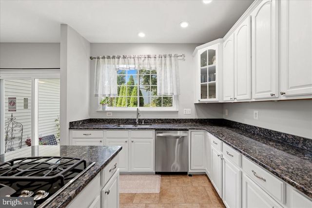 109 MAX CT SE, Leesburg, VA 20175