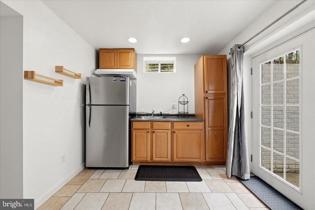 109 MAX CT SE, Leesburg, VA 20175