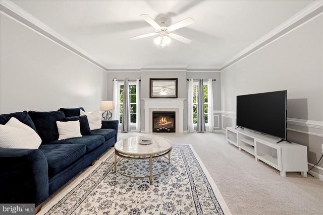 109 MAX CT SE, Leesburg, VA 20175