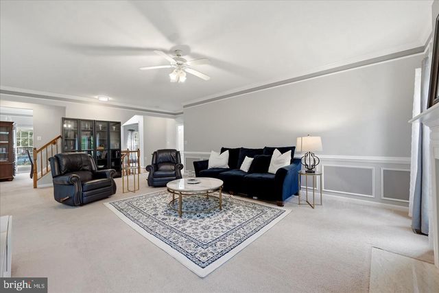 109 MAX CT SE, Leesburg, VA 20175