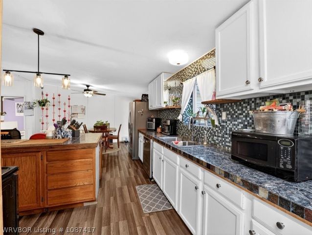 39777 Choctaw Avenue, Howe, OK 74940