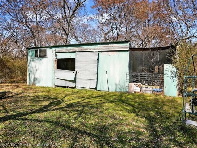 39777 Choctaw Avenue, Howe, OK 74940