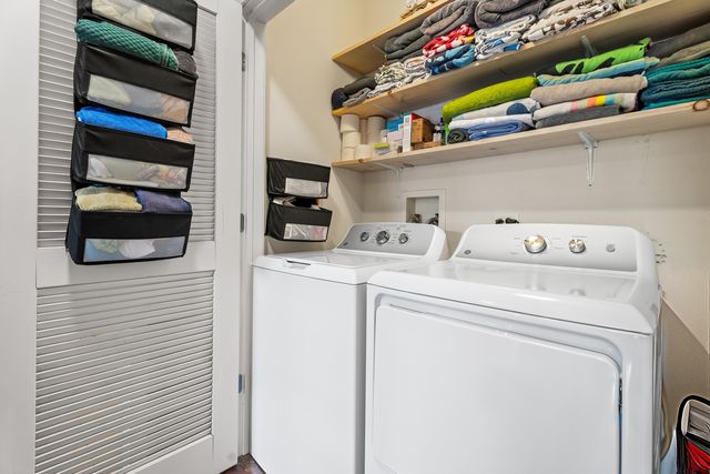 1212 W Grenshaw Street, Chicago, IL 60607