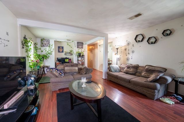 226 Bettyrae Way, Dallas, TX 75232