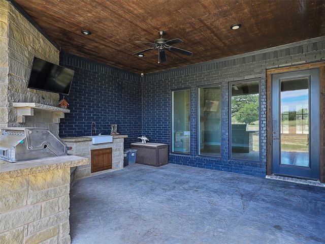 1074 Timber Hills Drive, Weatherford, TX 76087