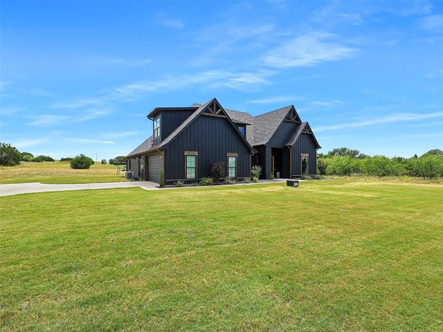 1074 Timber Hills Drive, Weatherford, TX 76087