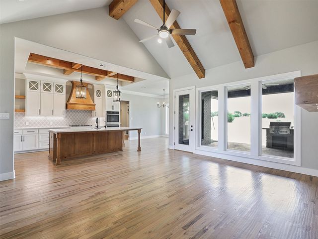 1074 Timber Hills Drive, Weatherford, TX 76087