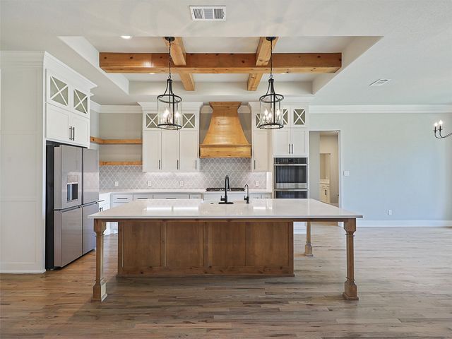 1074 Timber Hills Drive, Weatherford, TX 76087