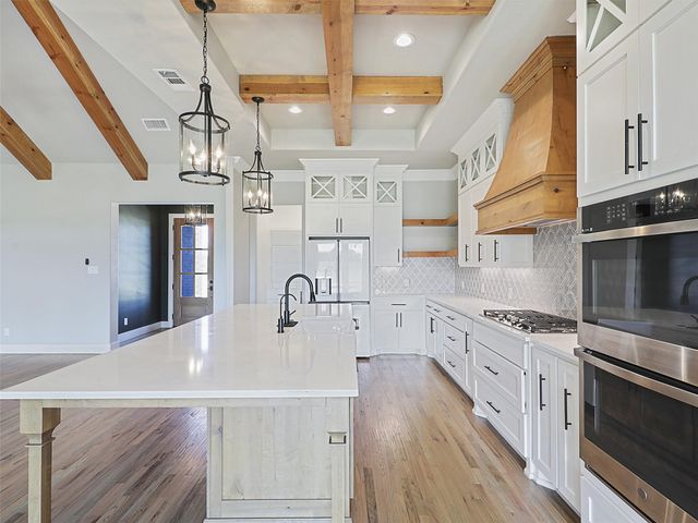 1074 Timber Hills Drive, Weatherford, TX 76087