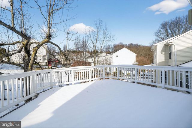 886 S YORK DR, Downingtown, PA 19335