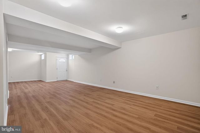 886 S YORK DR, Downingtown, PA 19335