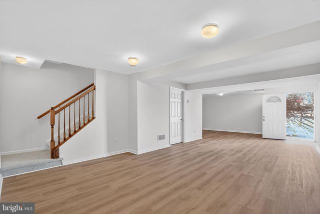 886 S YORK DR, Downingtown, PA 19335