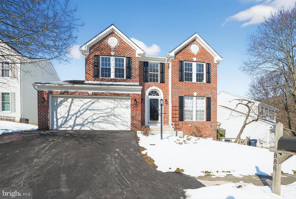 886 S YORK DR, Downingtown, PA 19335