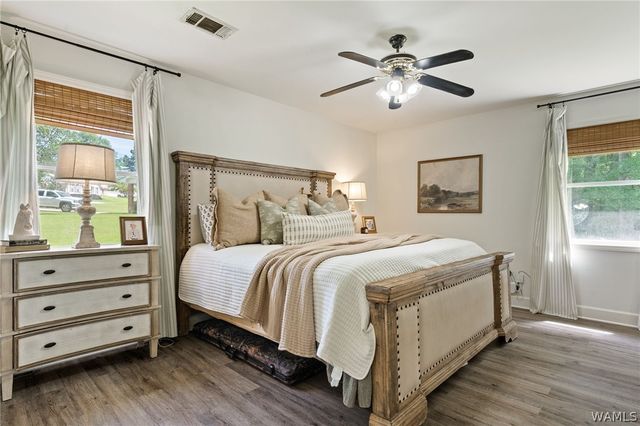 4223 2nd Ave E, Northport, AL 35473