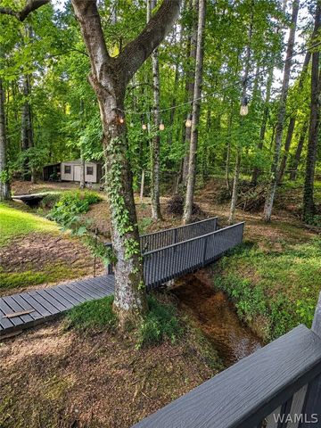 4223 2nd Ave E, Northport, AL 35473