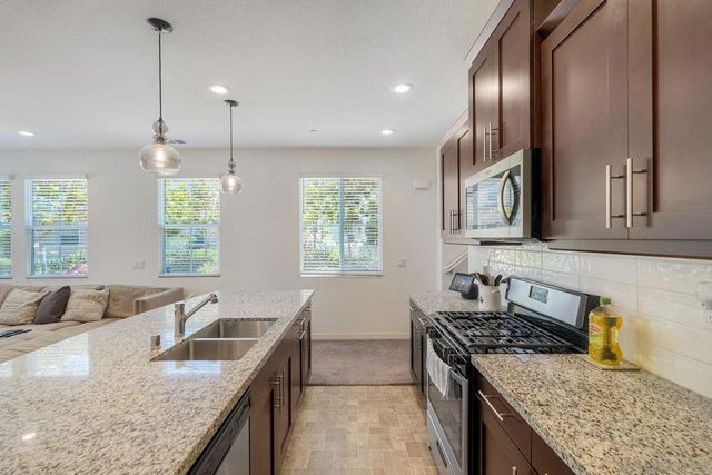 4134 Vela Way, Oceanside, CA 92057