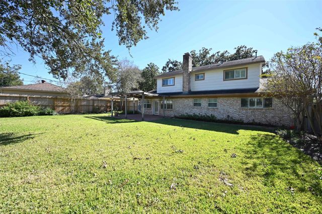 9238 Stroud Drive, Houston, TX 77036