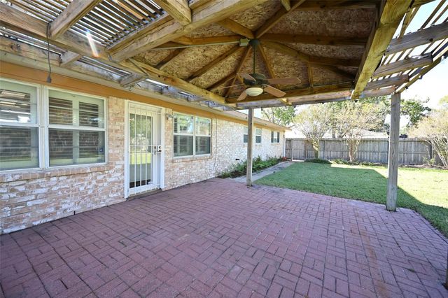 9238 Stroud Drive, Houston, TX 77036