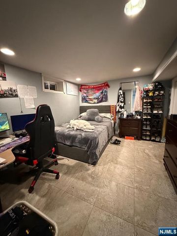 71 Wingra Avenue, Rutherford, NJ 07070